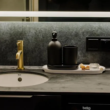 Nerolux * ורוצלב