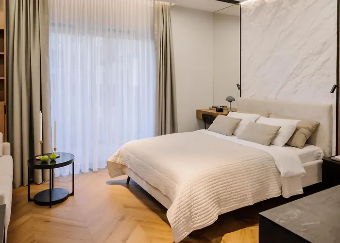 Nerolux Апартаменты *